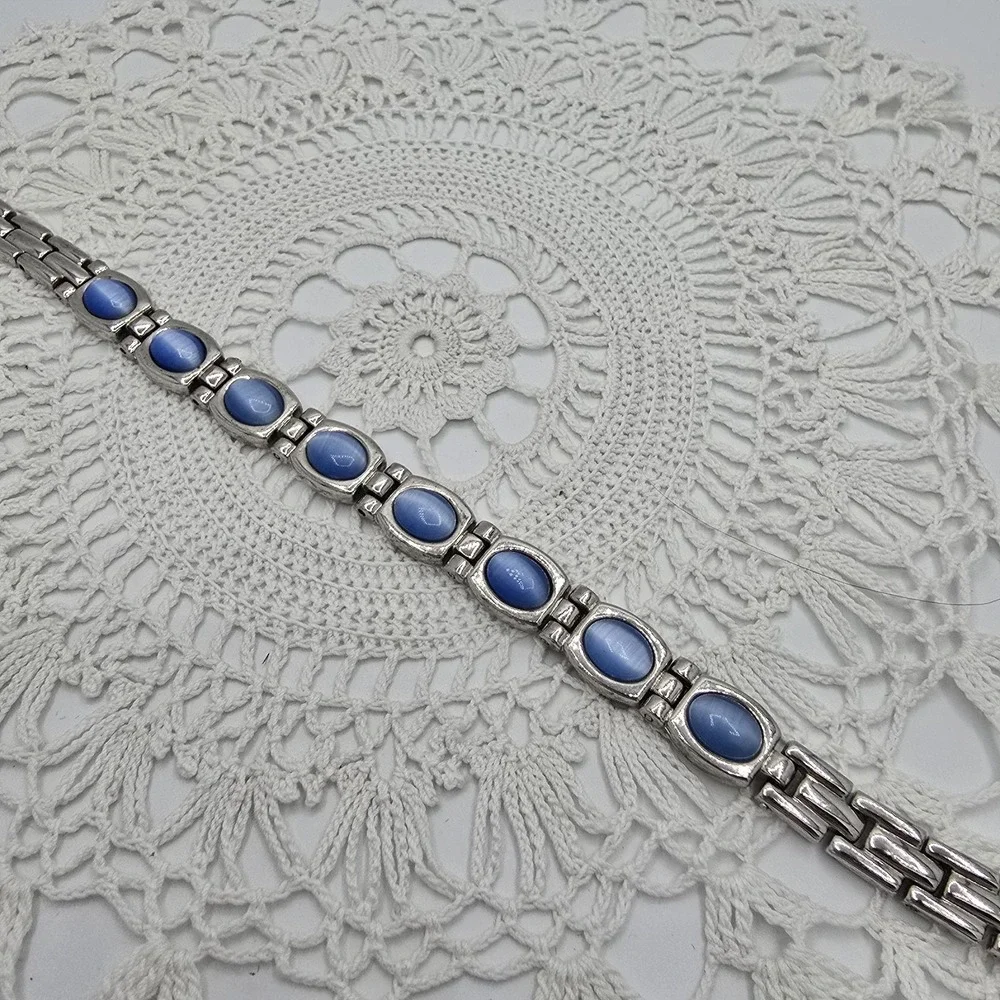 Blue Cats Eye Tennis Bracelet Silver tone Link 7.25